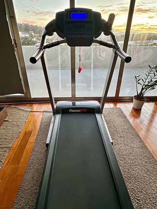 Passadeira Fitness BH Pioneer R7 G6586