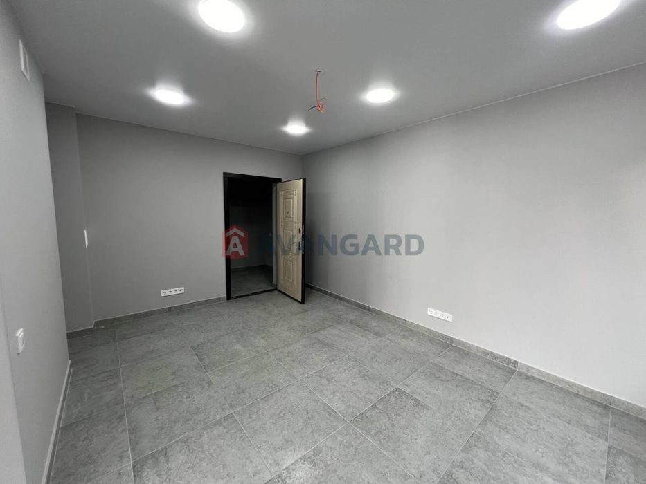 Продаж приміщення | Фасад | ЖК 'Метро Парк'| вул. Кам'янська 127А