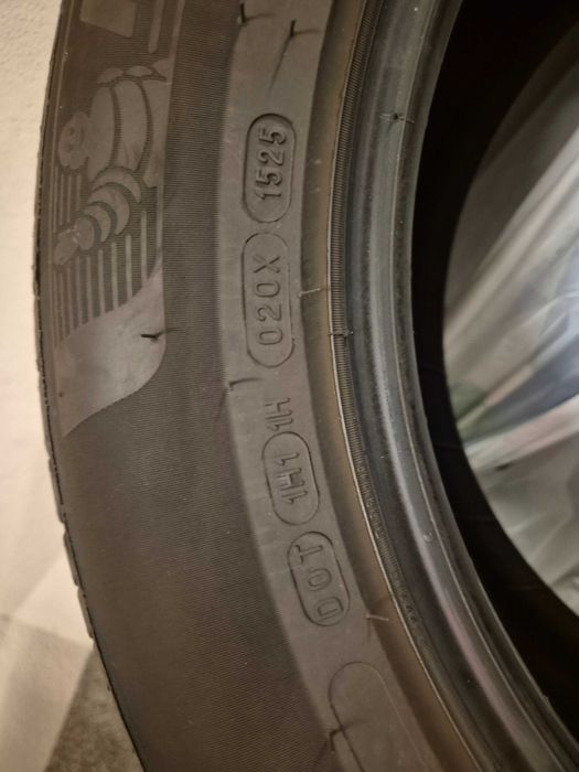 Opony letnie michelin primacy 4 - 235/60/R17 - prawie nowe