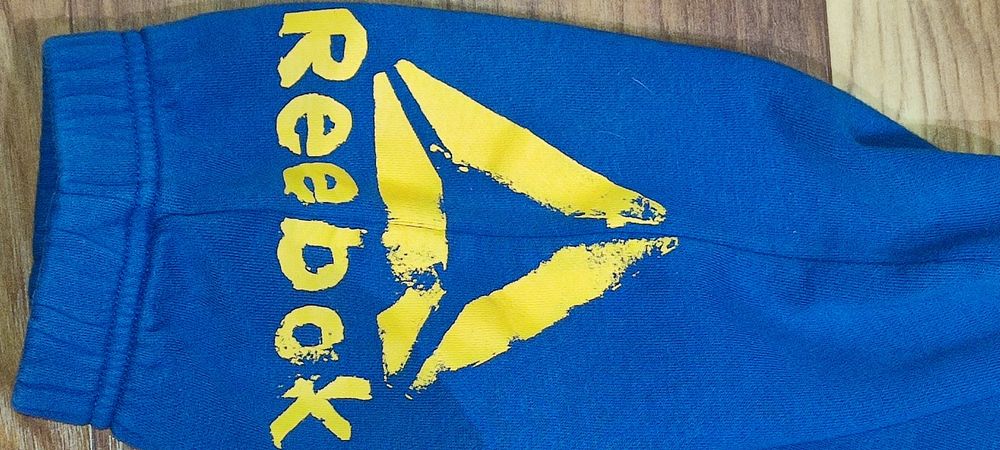 Nowe spodnie dresowe oryginalne Reebok rozm 158-164 wymiary na fotkach