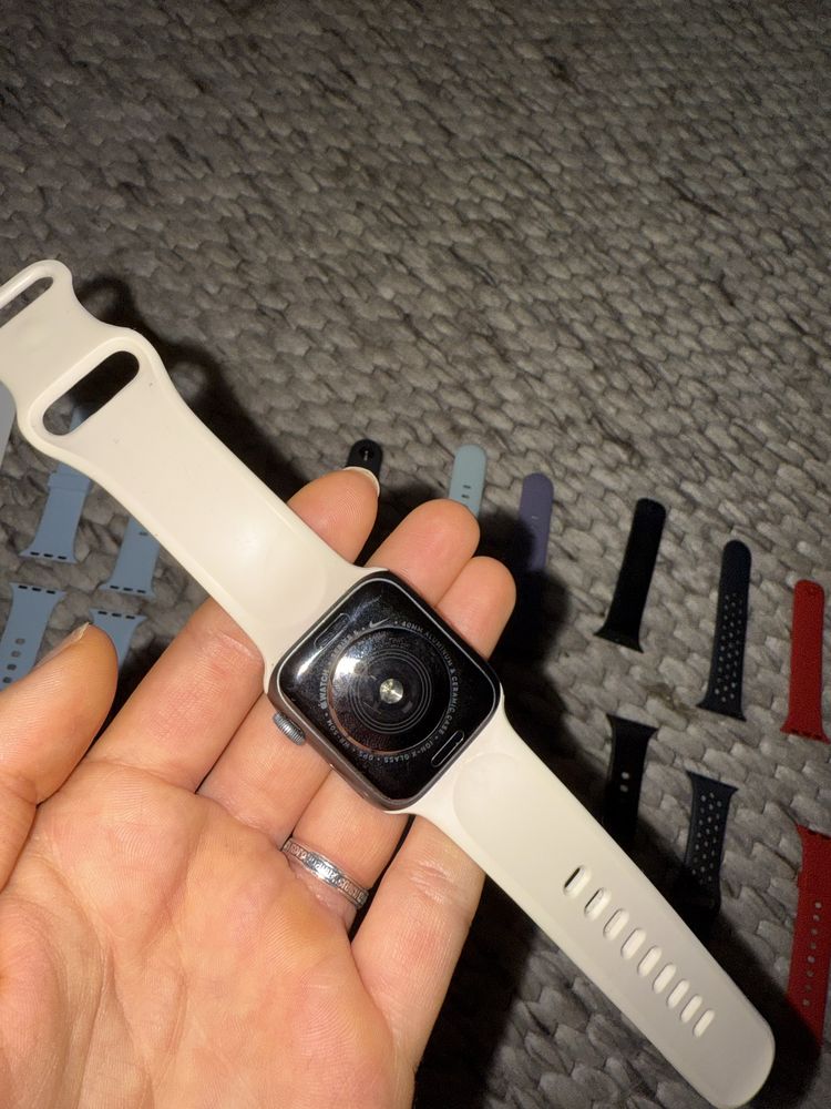 apple watch series 5 nike