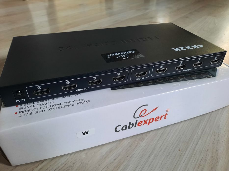 Розгалужувач (splitter)HDMI сигналу Cablexpert DSP-8PH4-03 на 8 портів