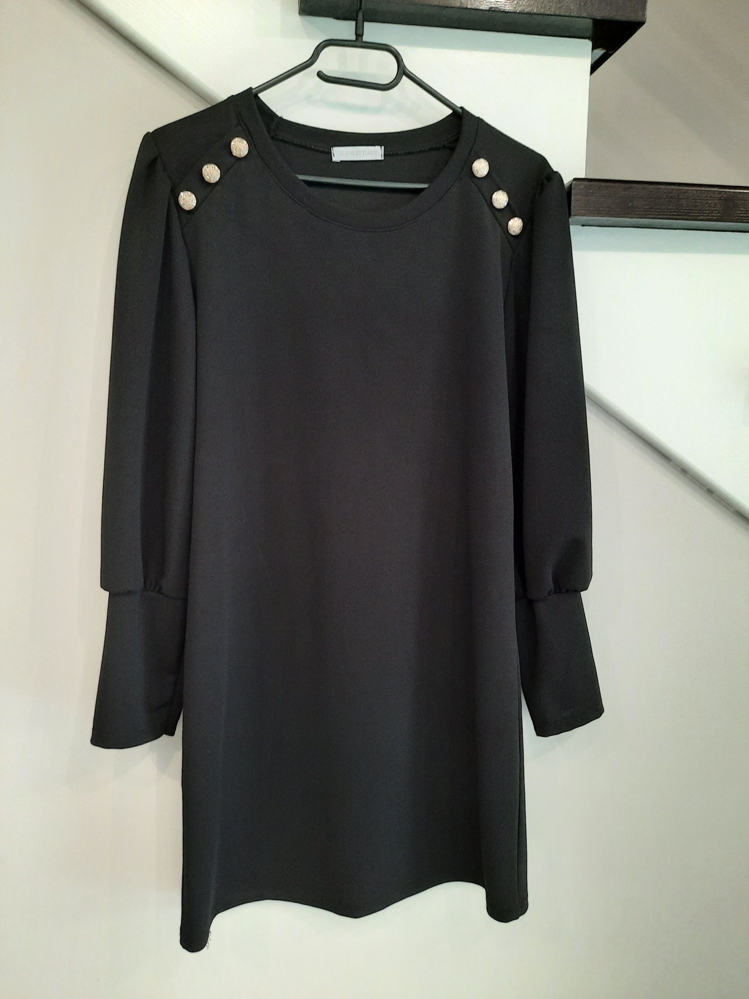 Super sukienka włoska Italy moda wyszczuplająca mega wygodna