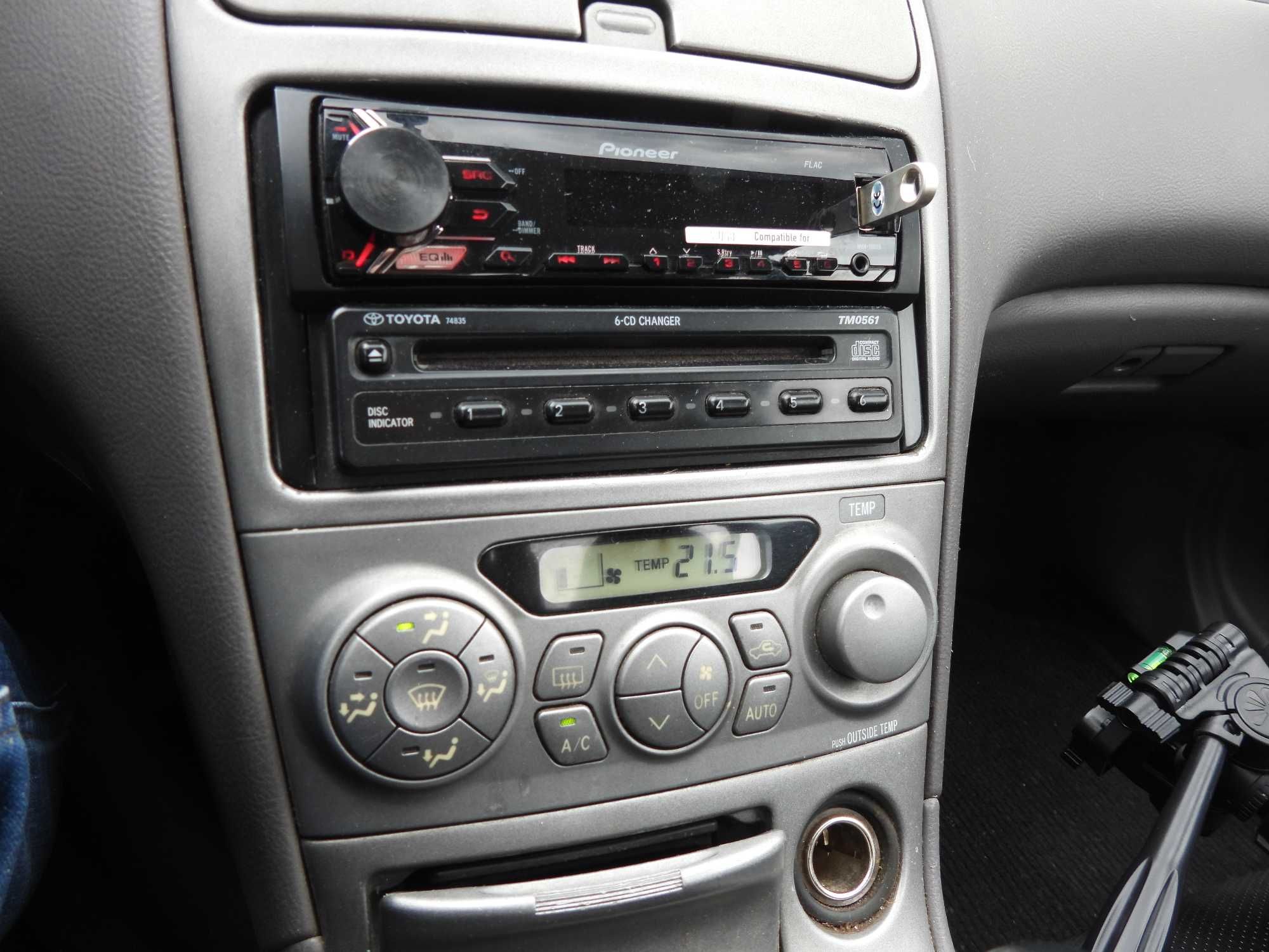 Toyota Celica VII 1.8 143km 2001r