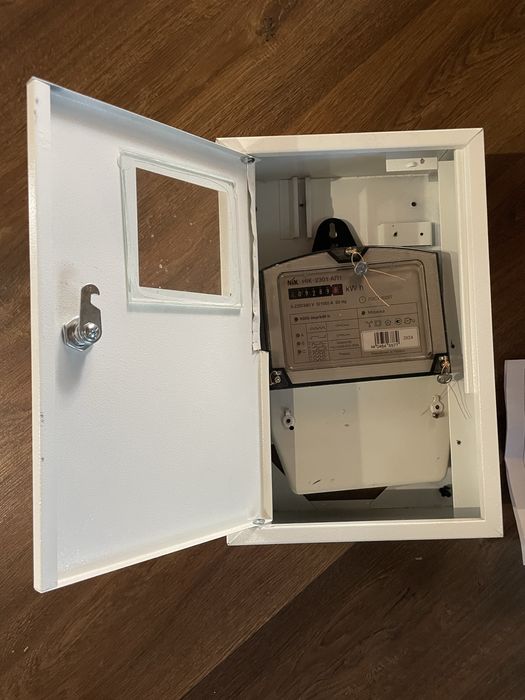 Счетчик с ящиком ( лічильник )