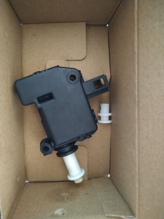 Actuador porta bagageira Audi A4 B6 B7