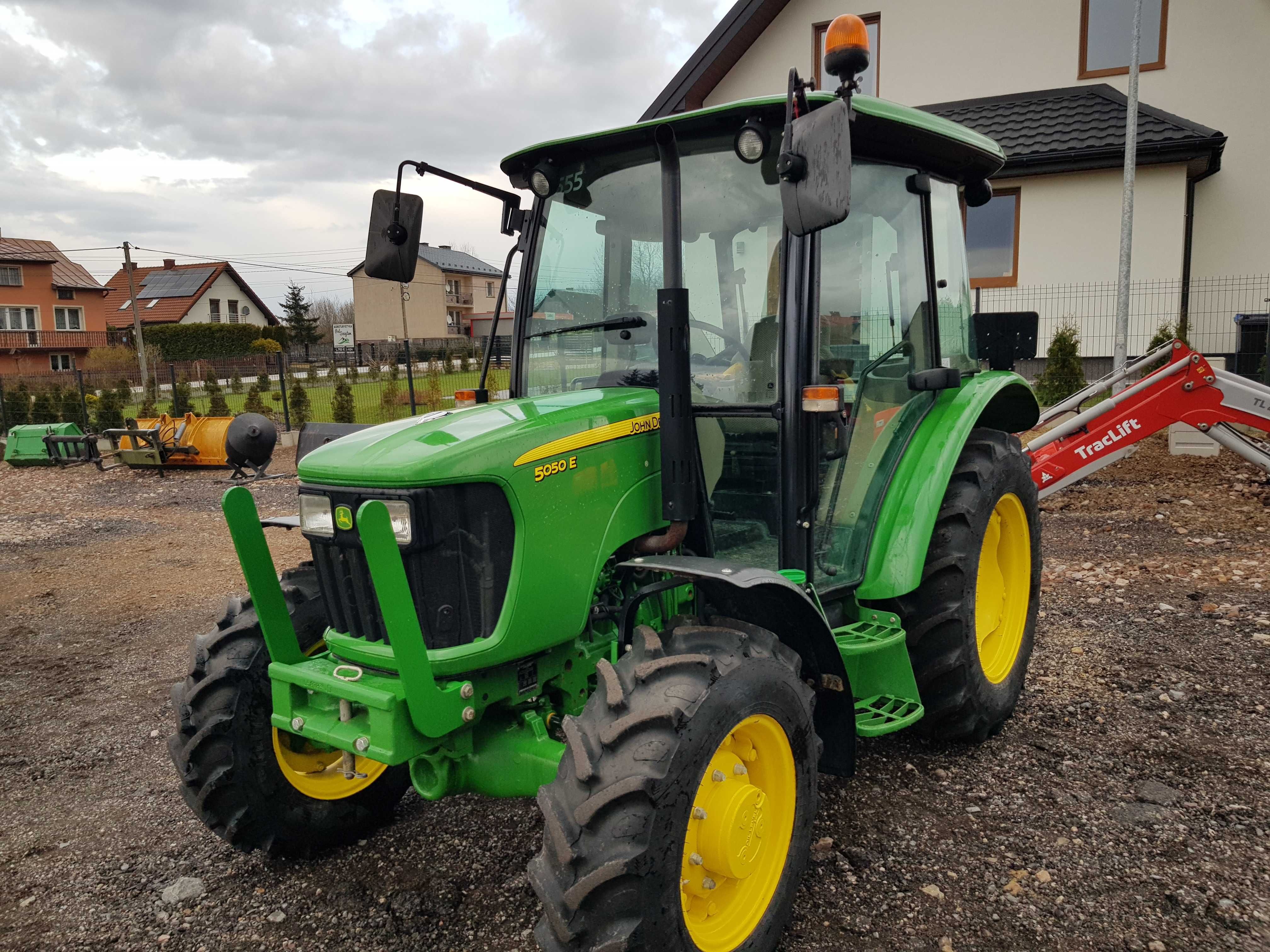 john deere 5050E  834MTG 2018ROK SALON POLSKA Bogata Opcja