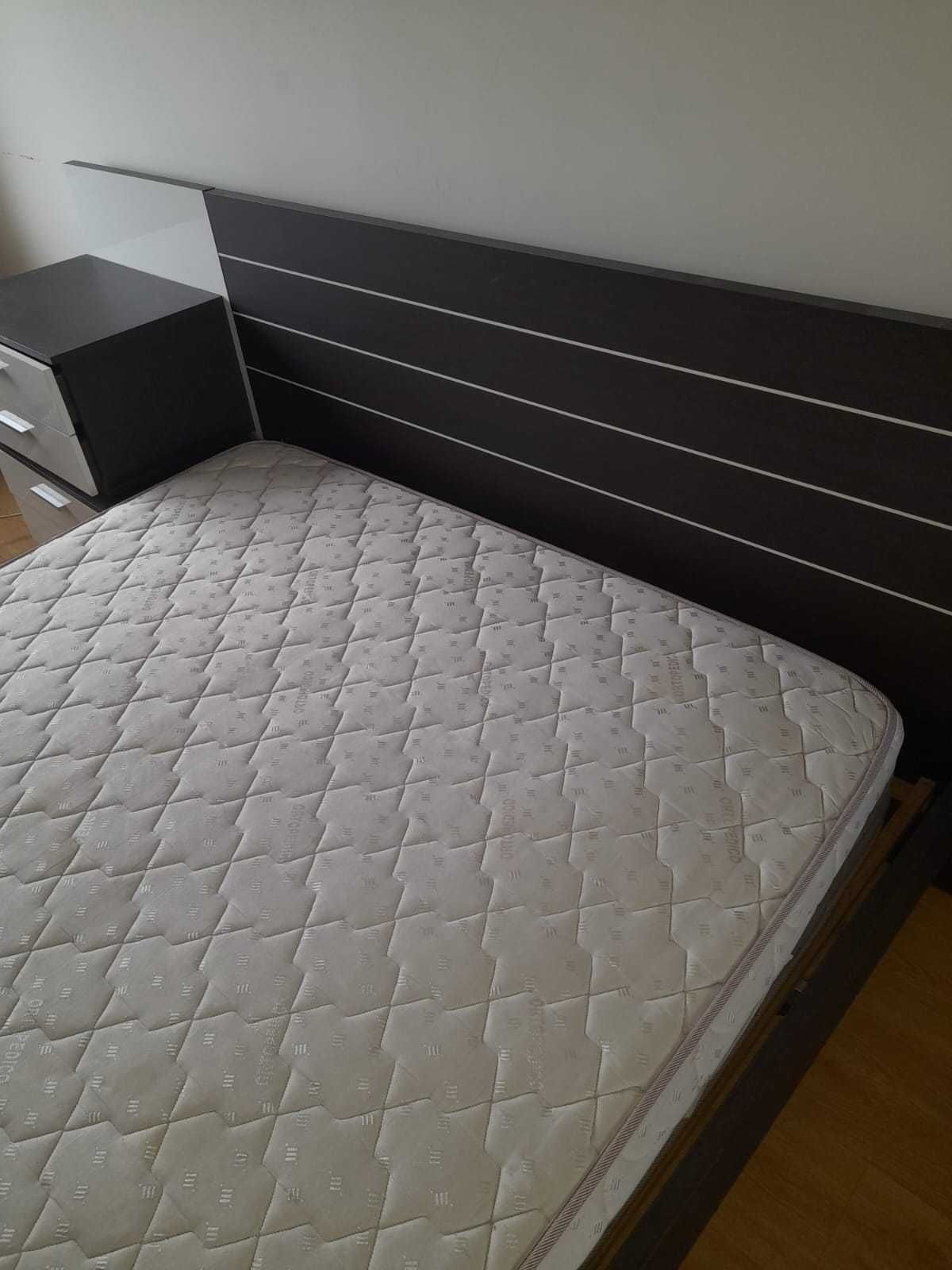 Quarto de Casal seminovo com colchão - BAIXA DE PREÇO