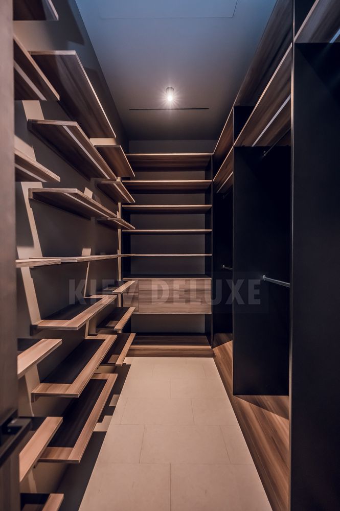 Продаж котеджу з новим ремонтом в км GoodLife Park