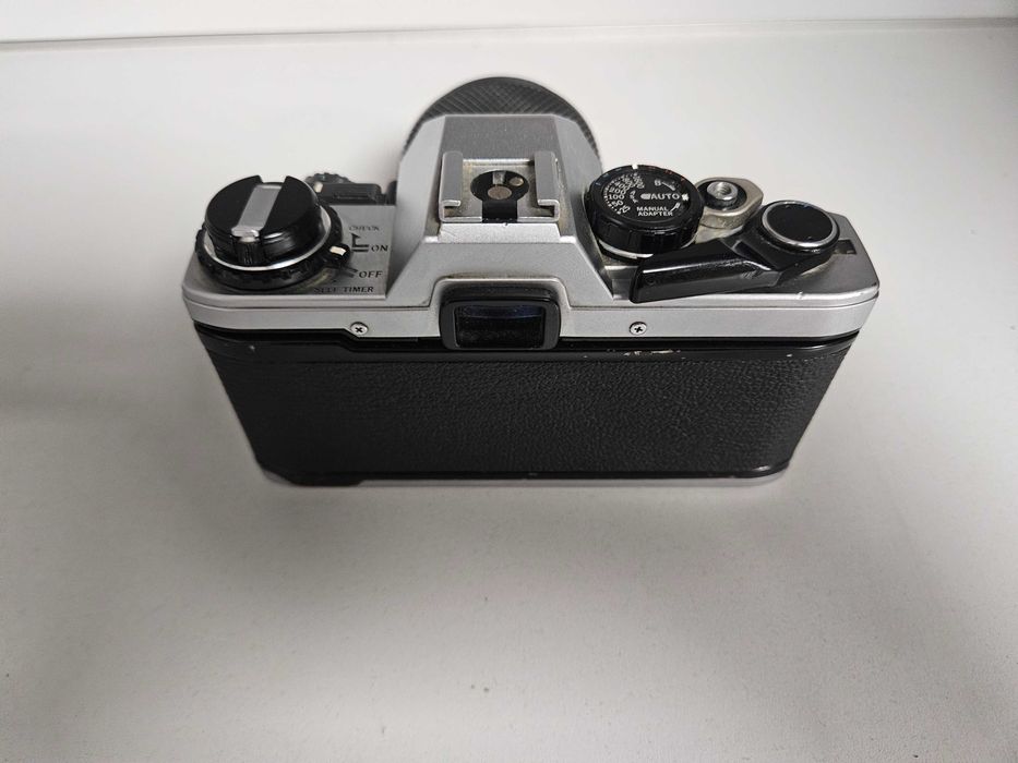 Olympus OM10 + 28-35mm