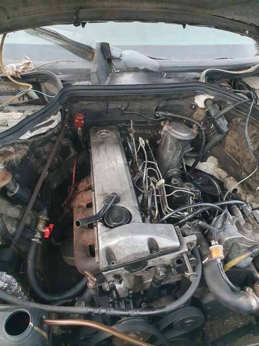Mercedes W124 E250 1989(90)г om602