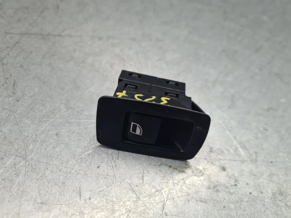 Comando / botão / interruptor vidros trás esquerdo BMW 1 (F20)