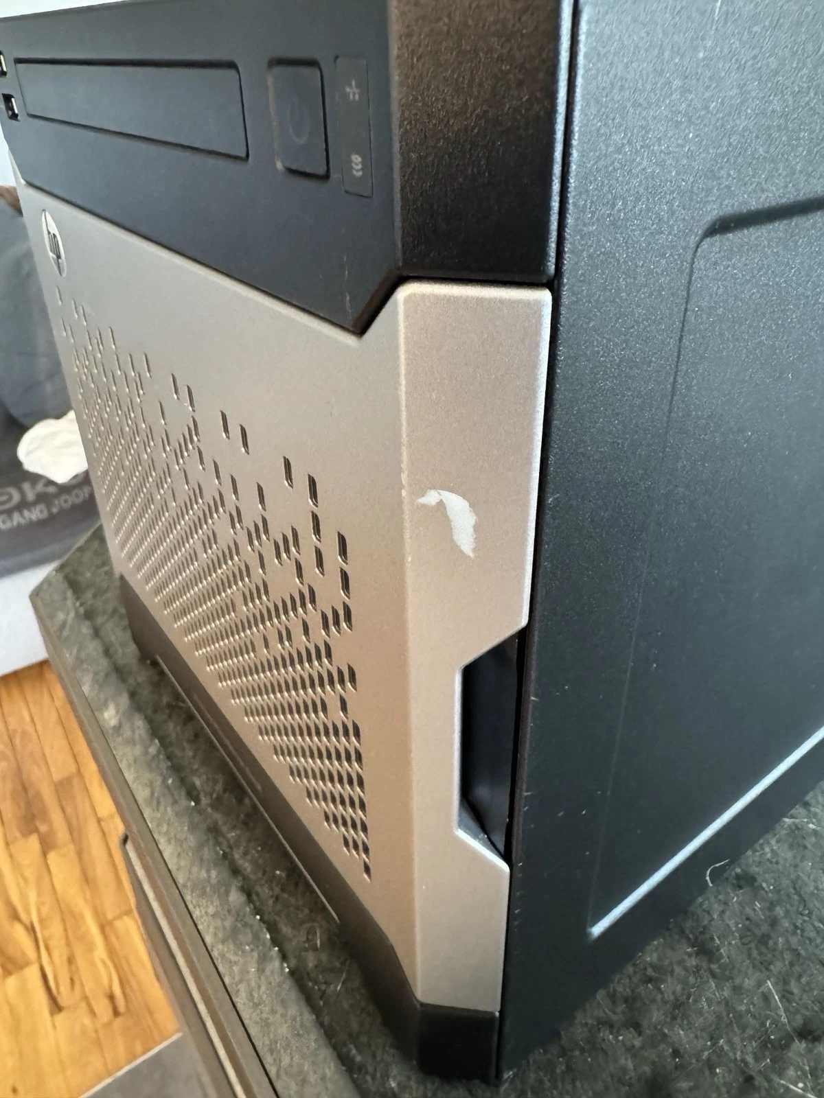 Servidor HP Microserver Gen8