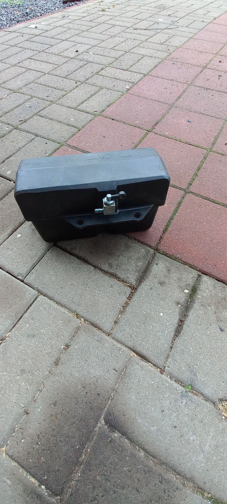 Zbiornik paliwa MAG z kranikiem nowy