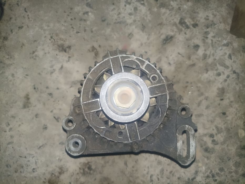 Продам генератор Volkswagen Т4