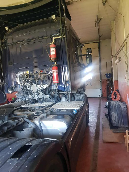 Scania R520 V8 w całości lub na części