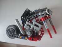 LEGO Technics motor 7+ 42132