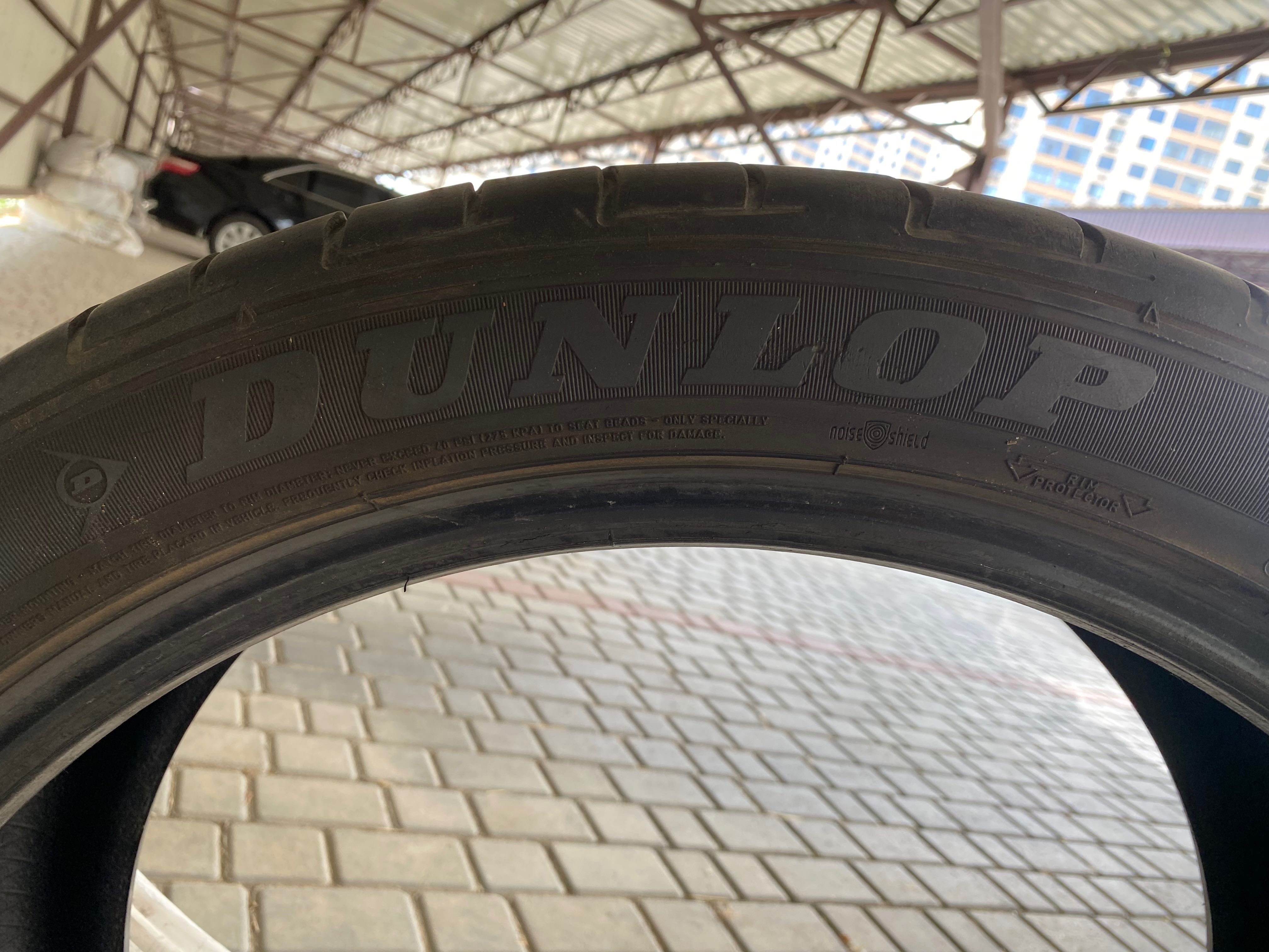 Dunlop 275/40/22