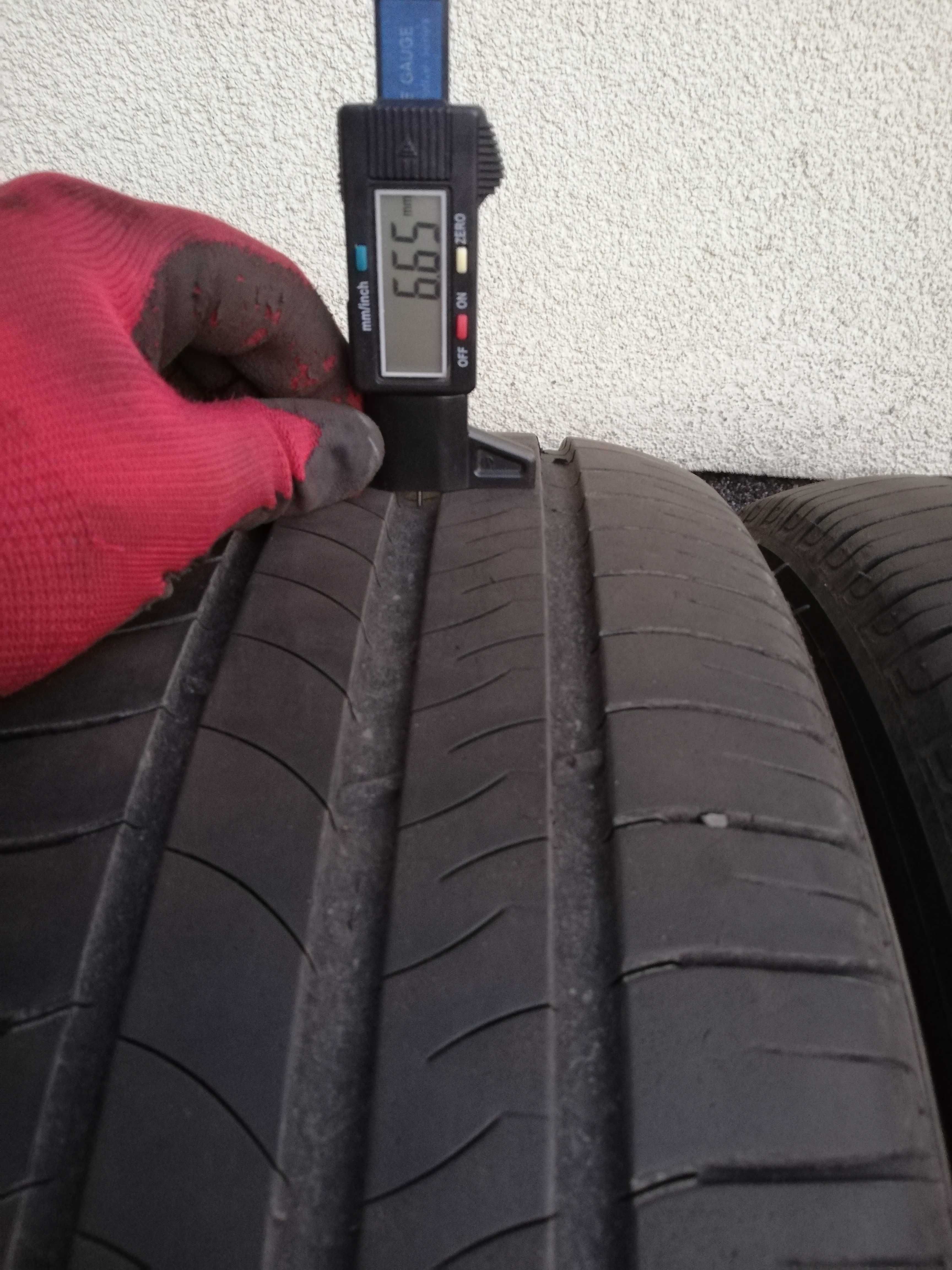 4 opony letnie Michelin 205/55R16, bieżnik 5,4-6,6mm.