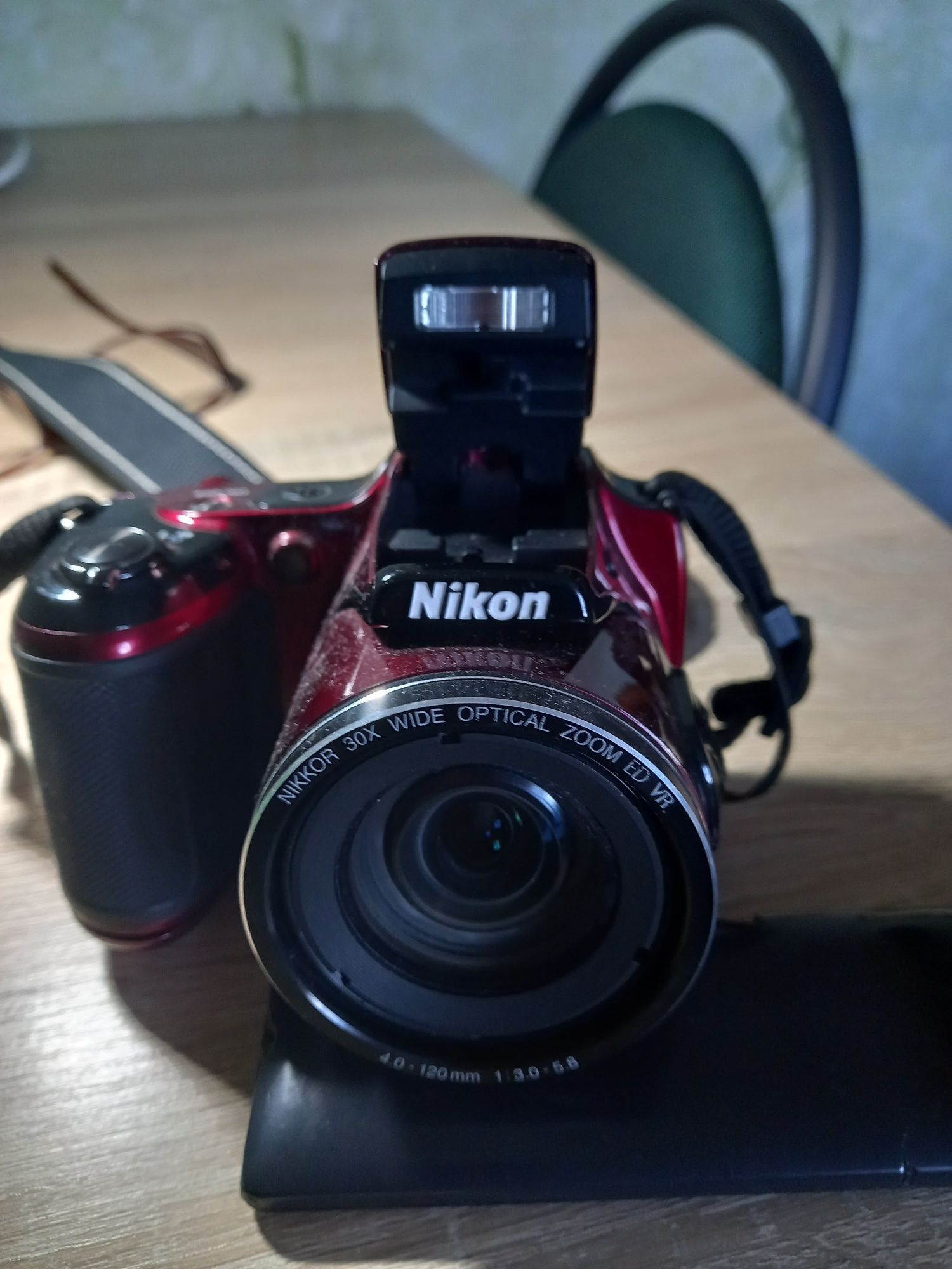 Продам фотоаппарат Nikon.
