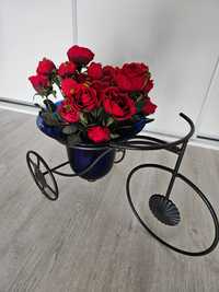 Vaso decorativo em formato carrinho