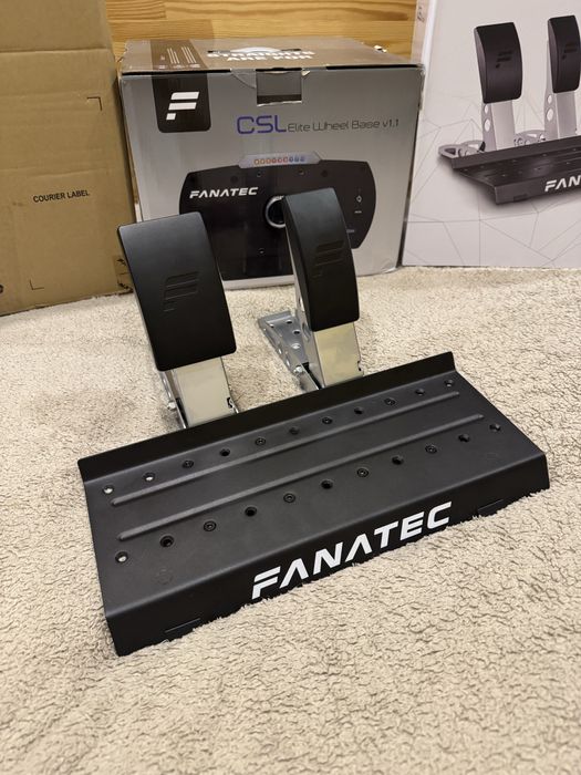 Хороший стан. Ігровий комплект fanatec csl elite PC
