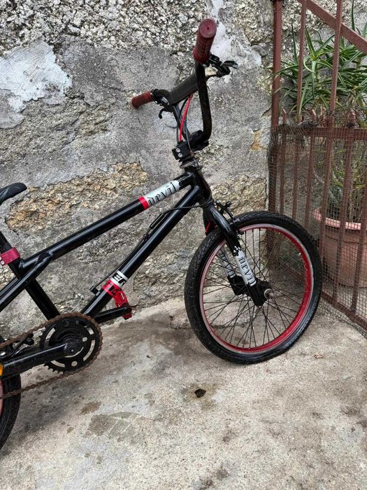 BICICLETA BMX          usada
