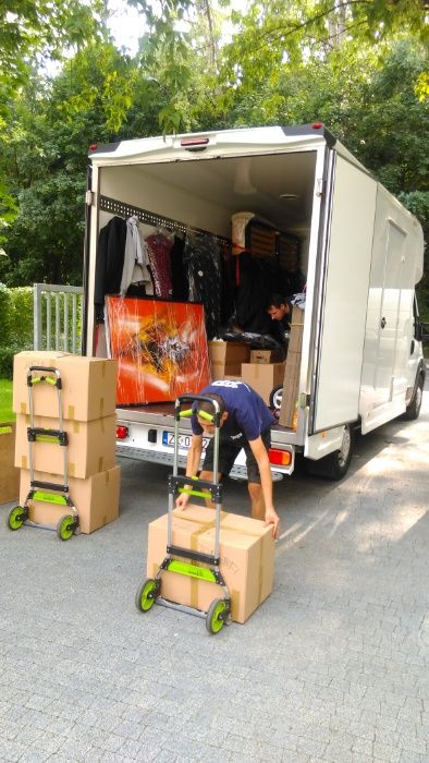 Przeprowadzki, Przewóz mebli AGD , Bagażówka, Transport motocykli