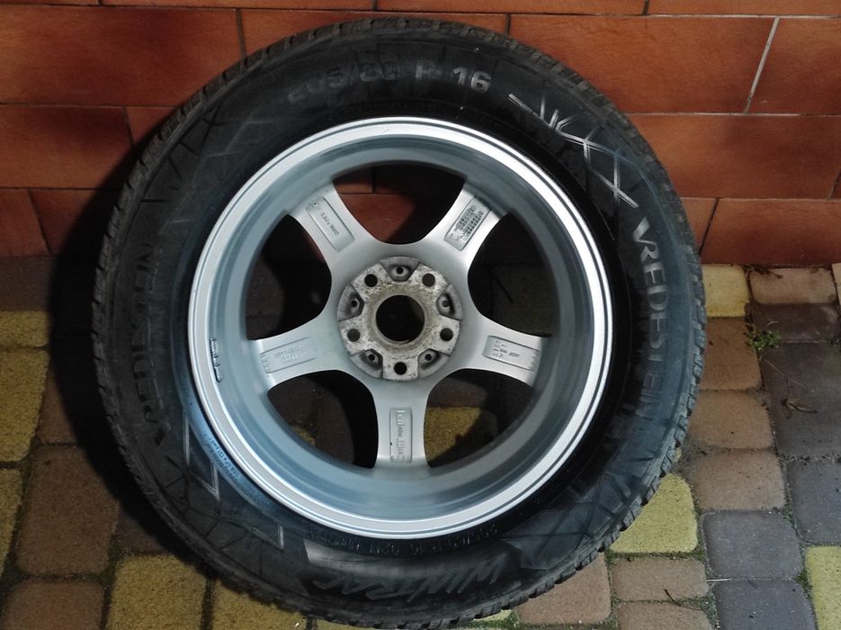 Зимні шини з легкосплавними дисками Vredestein Wintrac 205 60 R16