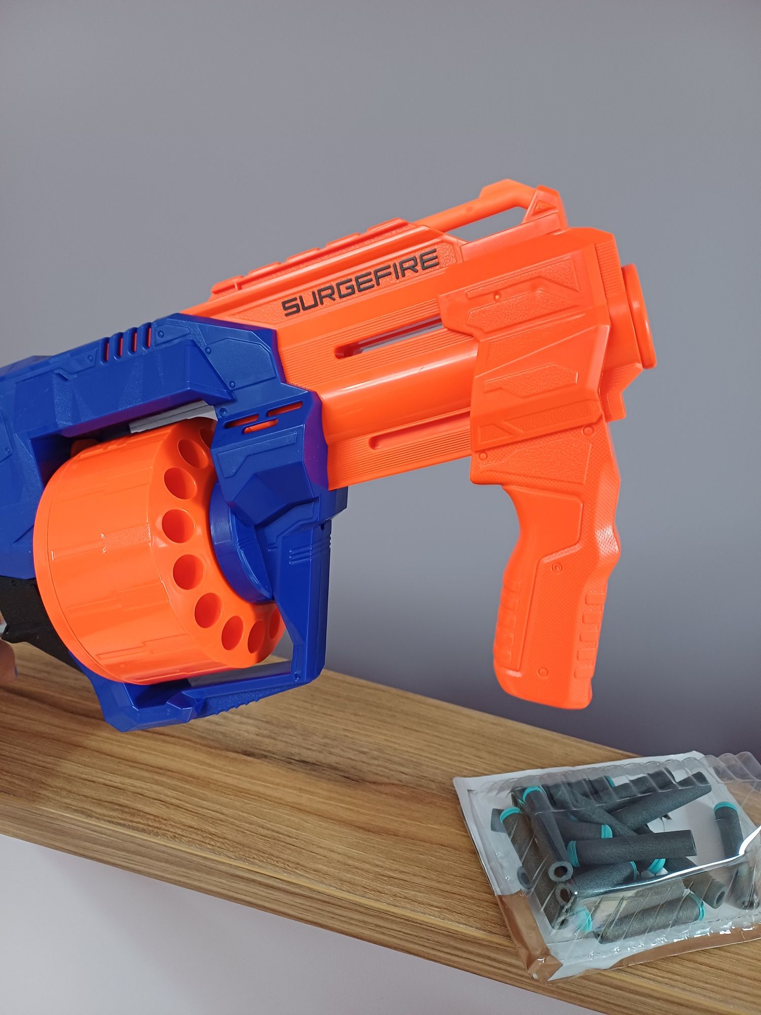Nerf Surgefire + 48 strzałek