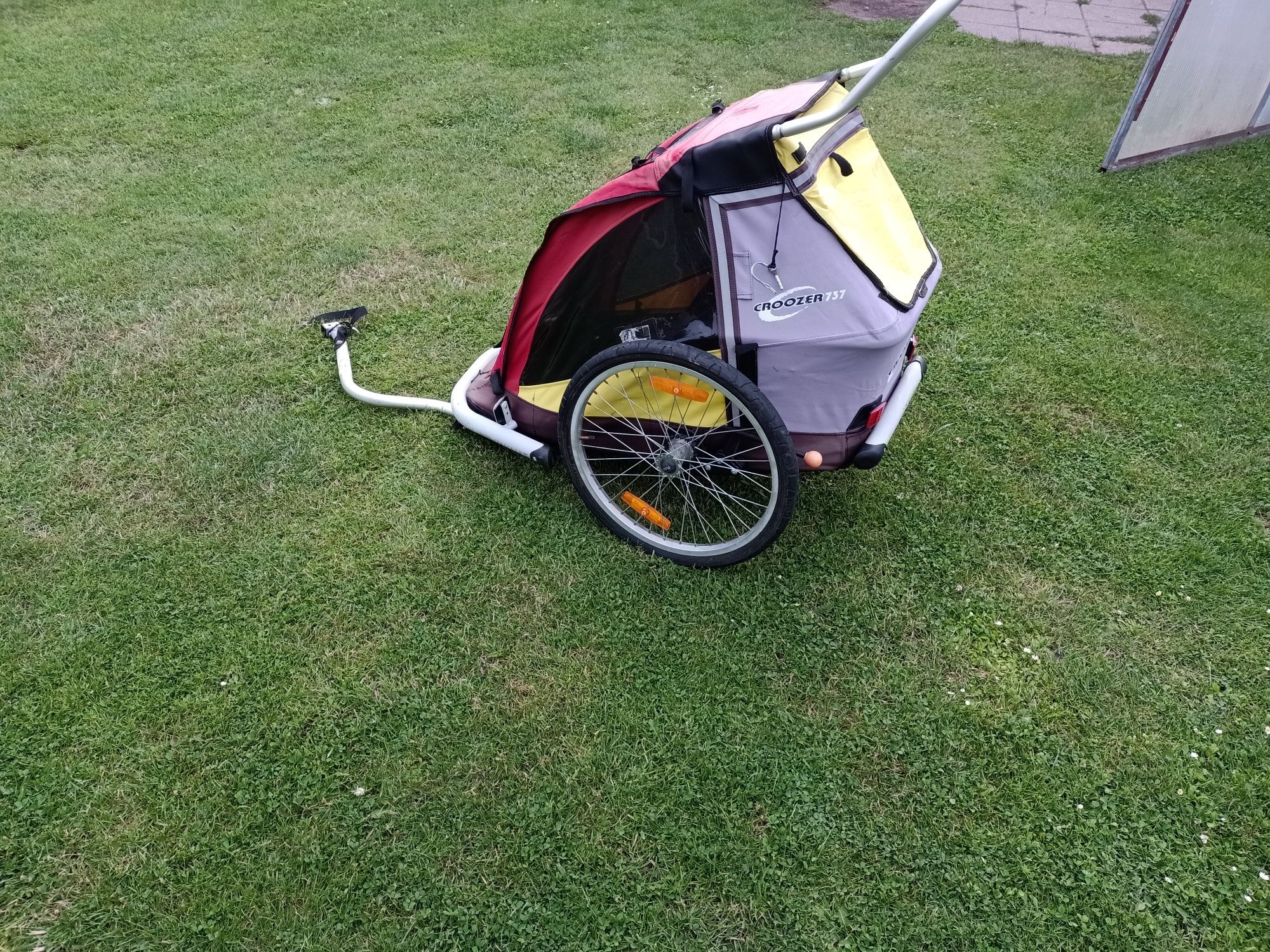 Przyczepka rowerowa croozer 737