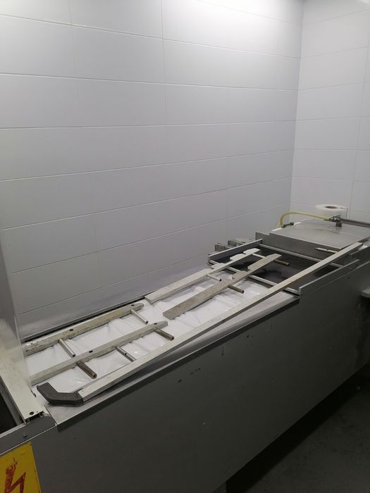 Пакувальна машина