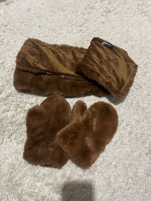 Рукафиці та шарф з екохутра