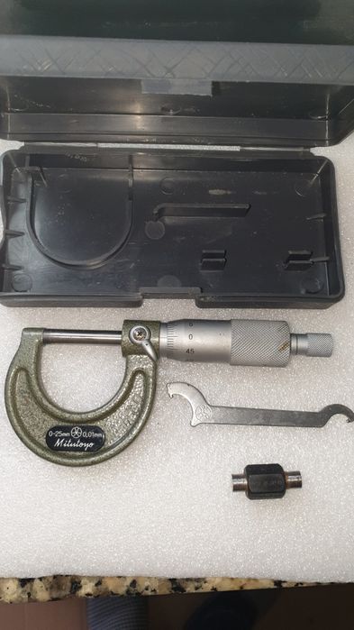 Micrometro Mitutoyo 0-25