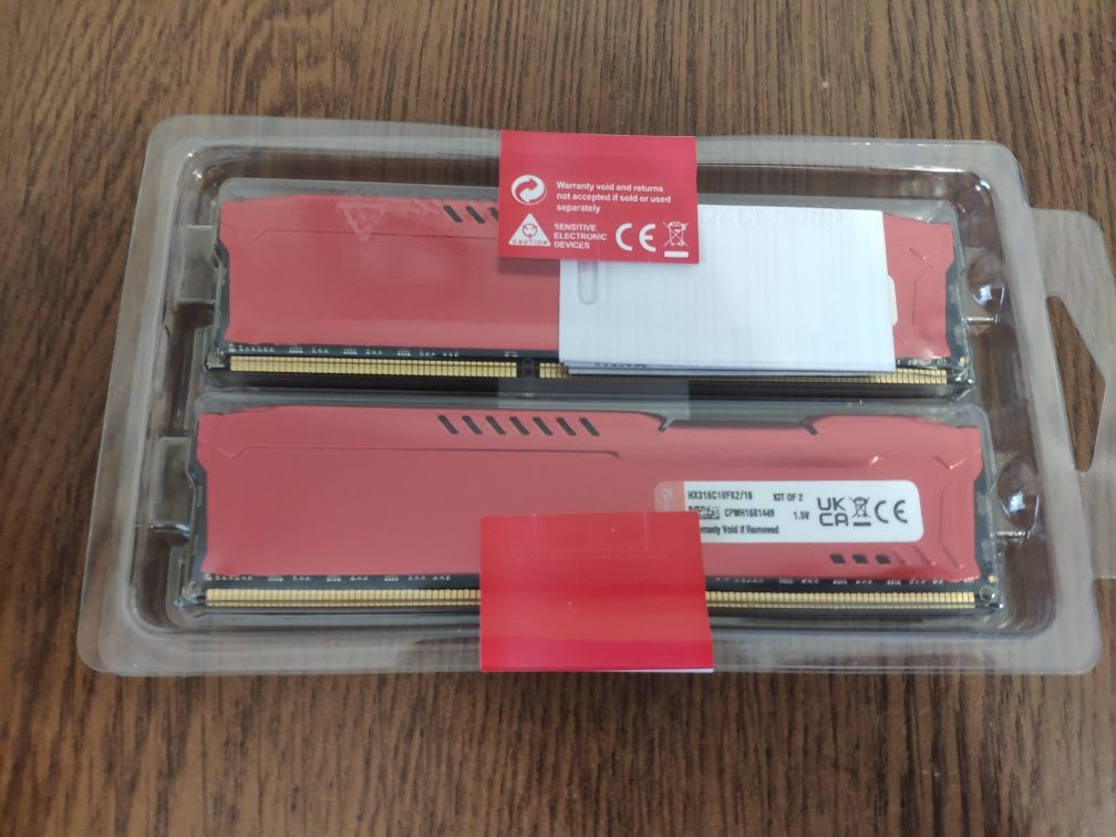 HyperX fury ddr3 16gb kit (8gb + 8gb)