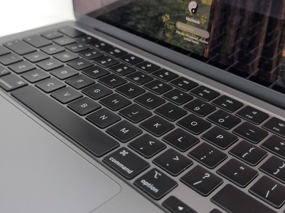 Apple MacBook Air 2022 | A2681  | 8/256SSD | j.NOWY