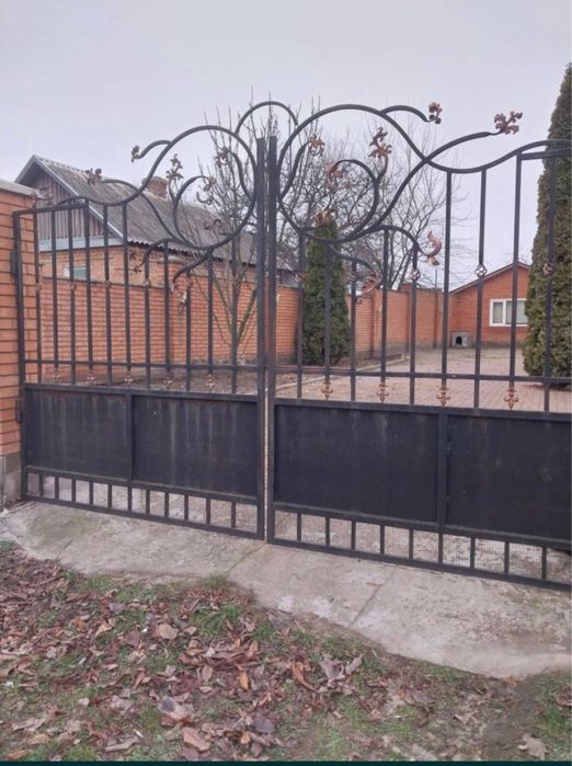 Дім 150 кв, скважина, сауна, підвал