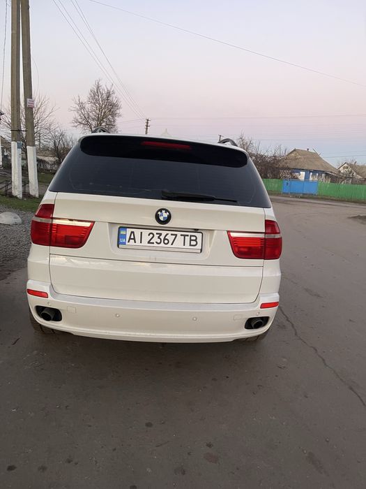 Кросовер Білий бмв х5 е70 3.0 2007