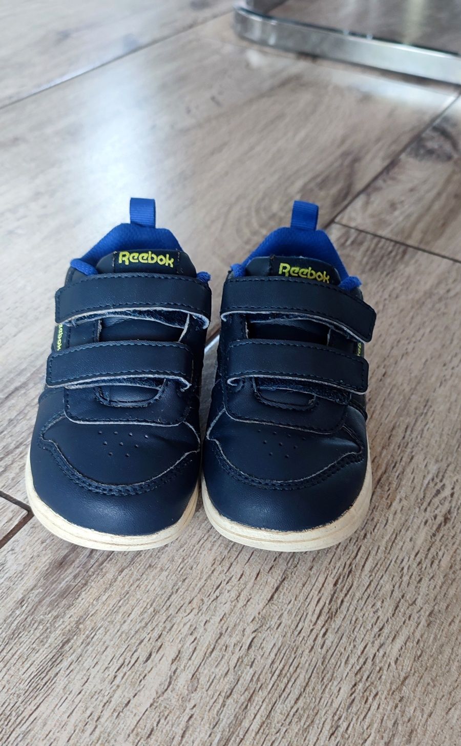 Buty chłopięce Reebok r. 24