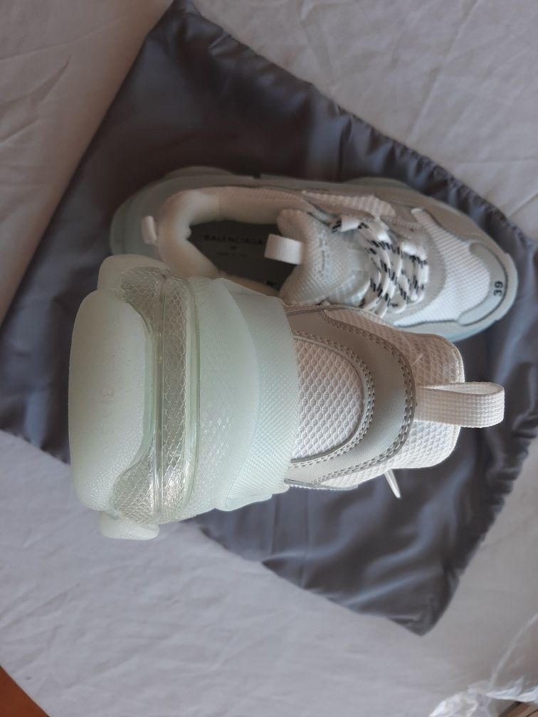 Balenciaga Triple S