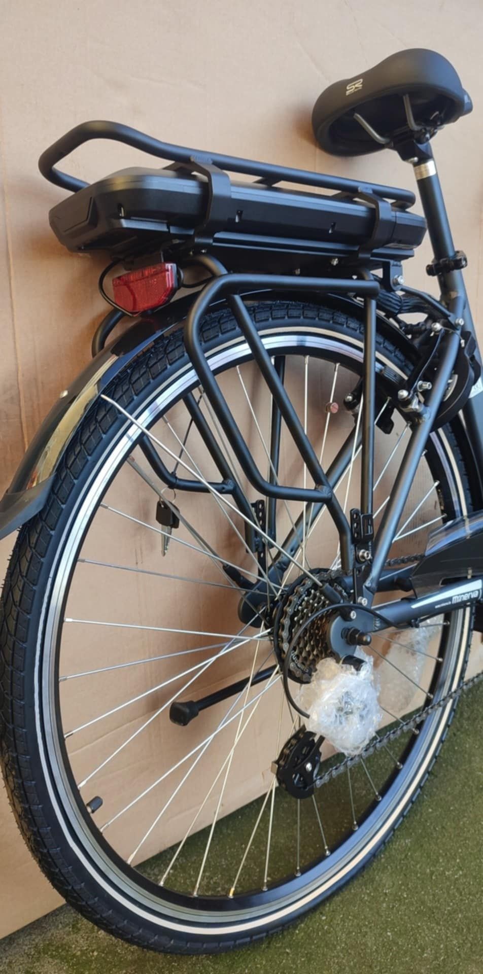 Rower Elektryczny Minerva Voyager  Evobike 28cali