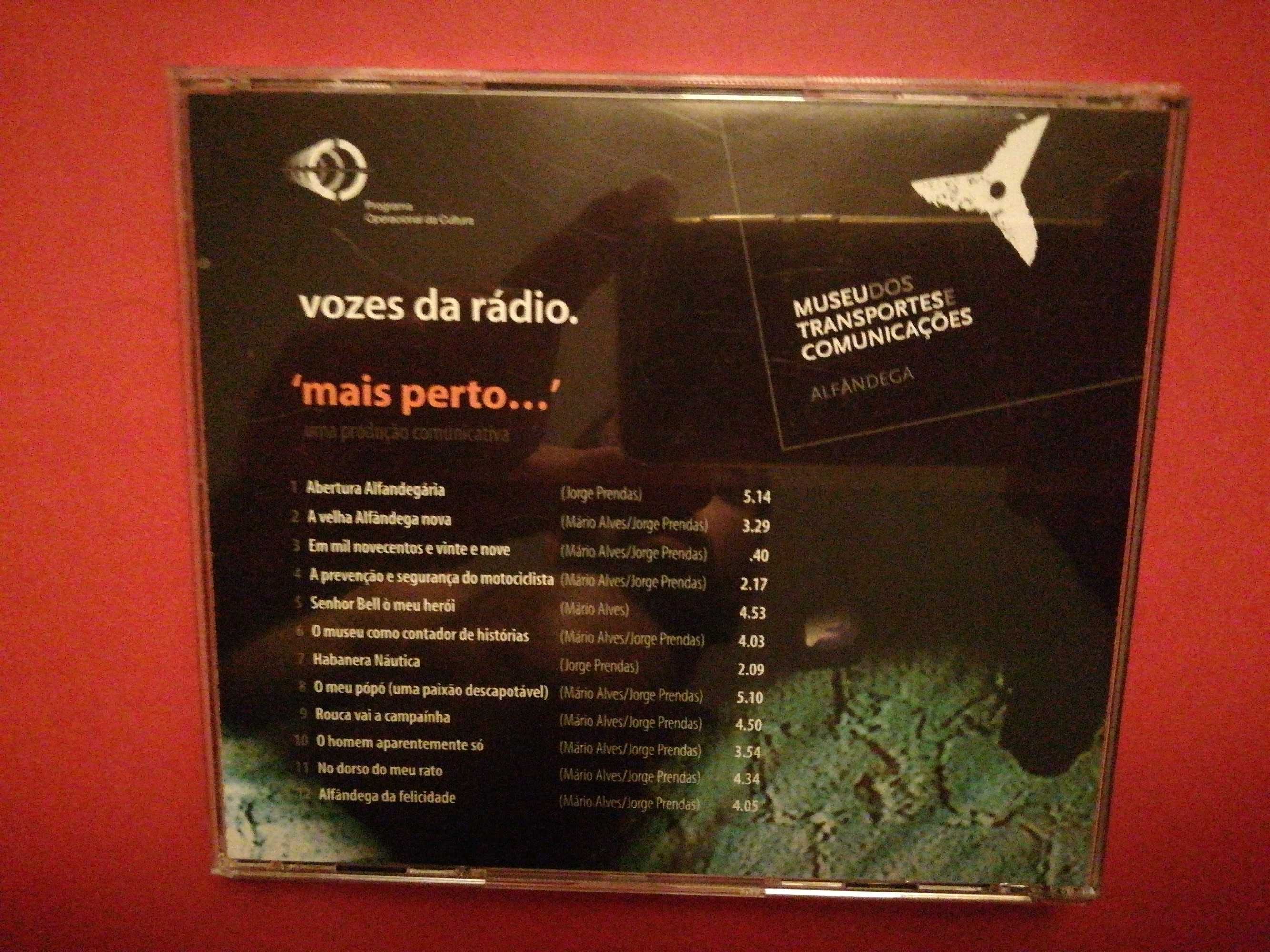 CD Vozes da Rádio 'mais perto...'