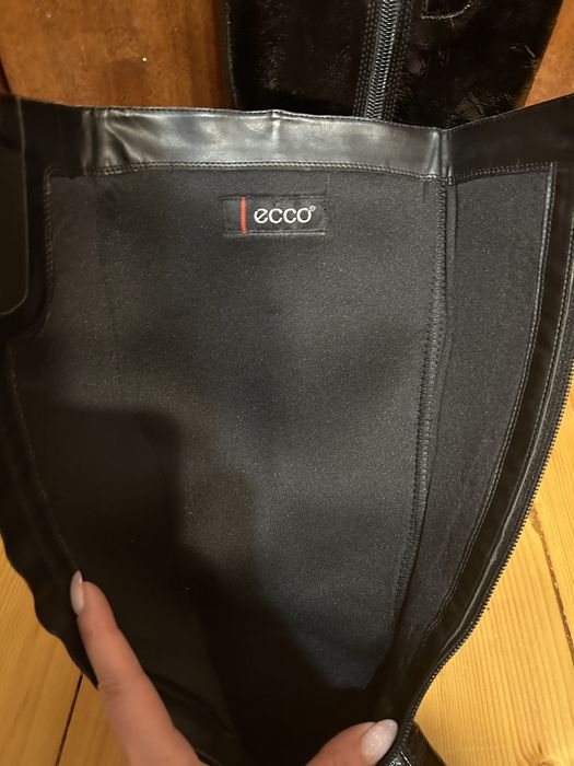 Чоботи від ecco шкіряні