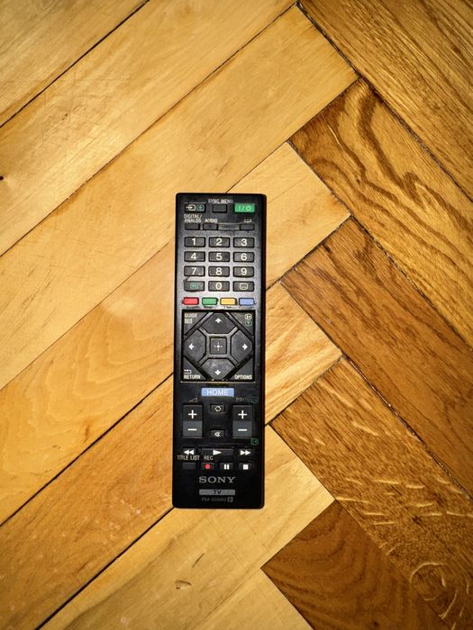 Телевізор Sony KDL-32R303C (діагональ 32 дюйми)