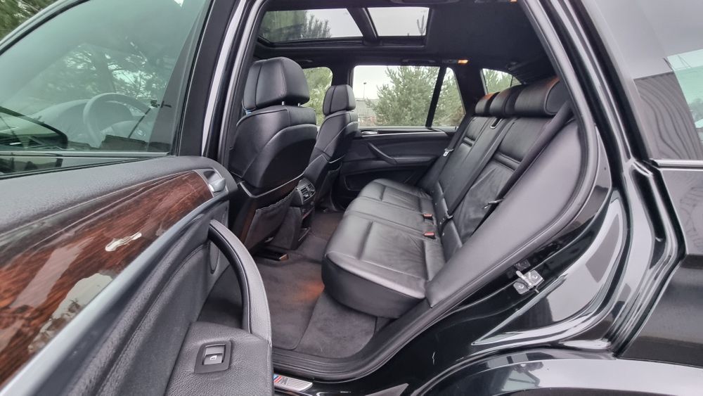 Bmw X5 - M sport 3.0tdi avtomat 8st 2012p