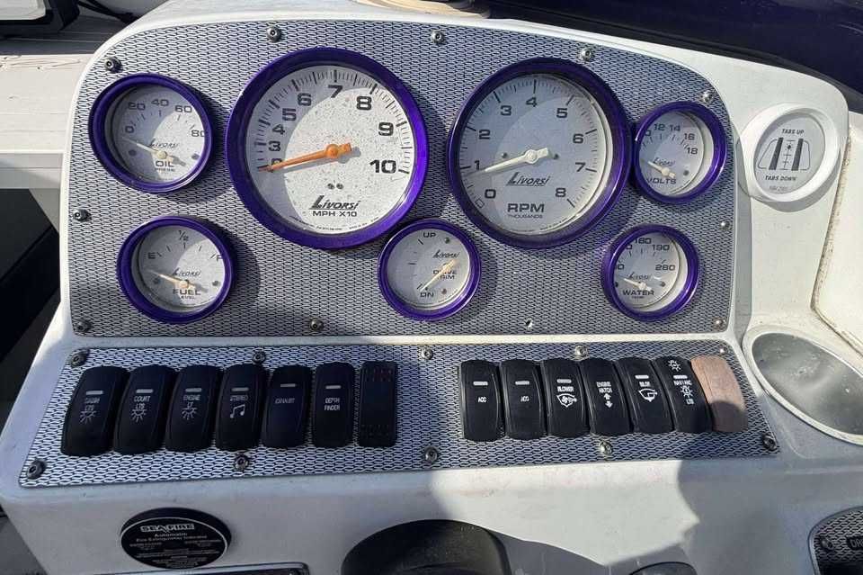 Motorówka Baja 25 Outlaw 05r – MerCruiser 496 HO 425KM + trailer