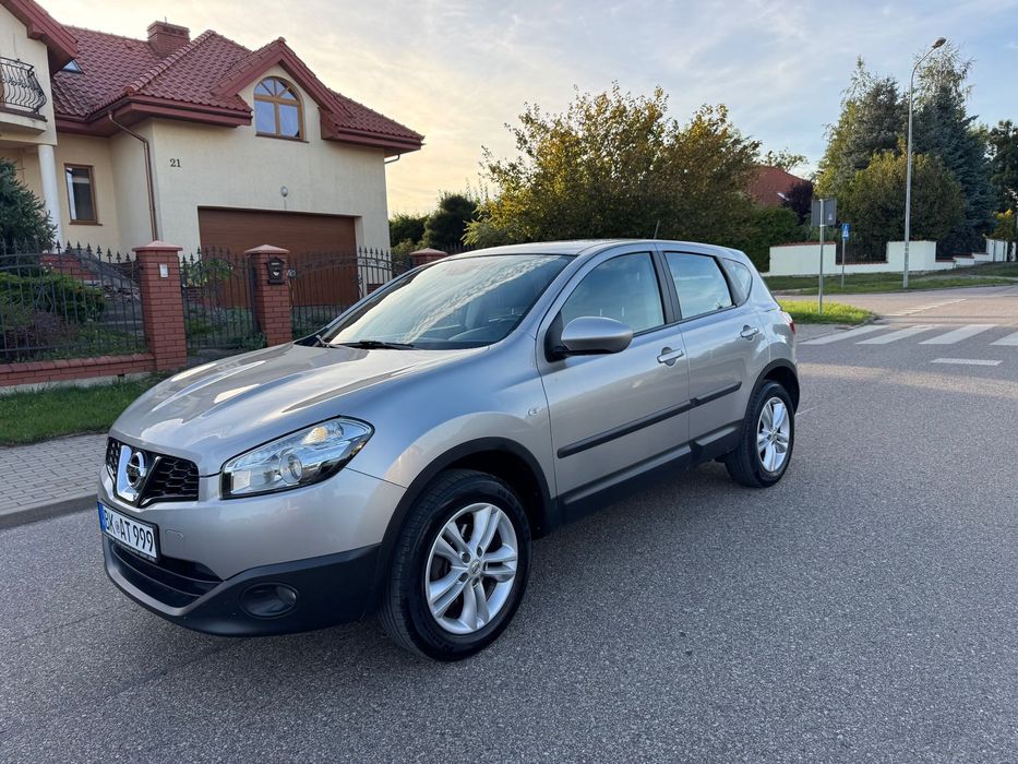 Nissan Qashqai 4x4 /klimatronik/serwis/benzyna/super stan/z Niemiec/