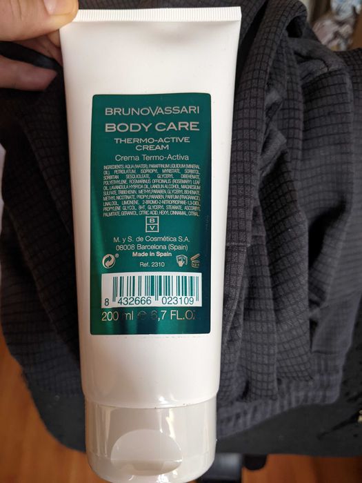 Bruno Vassari Body Care Hand and Foot Silky Touch Крем для рук та ніг