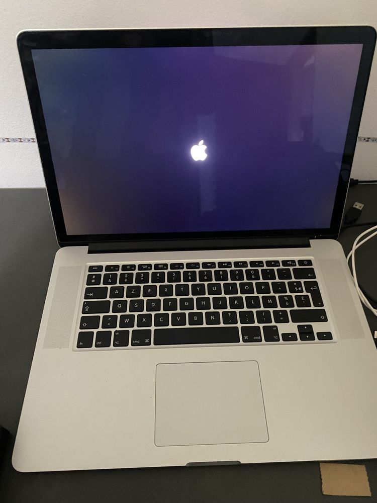 Macbook Pro 15 como novo
