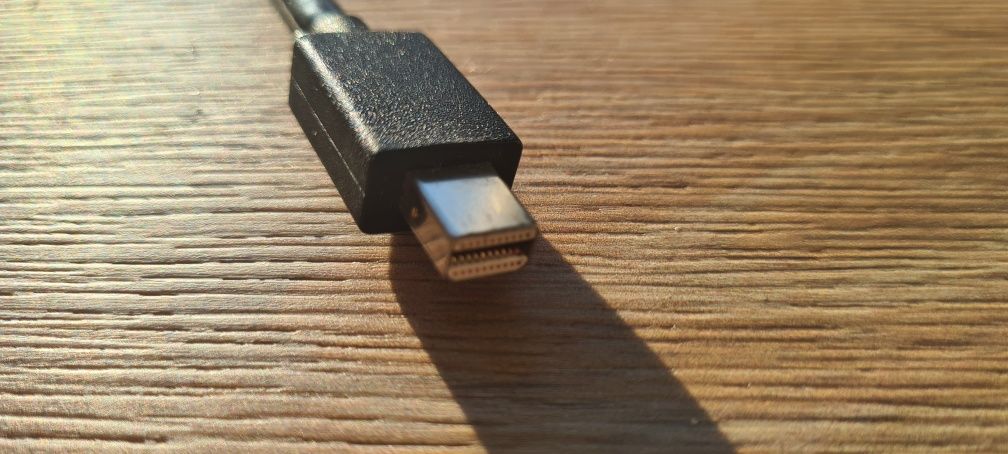 Przejściówka Lenovo VGA na display port